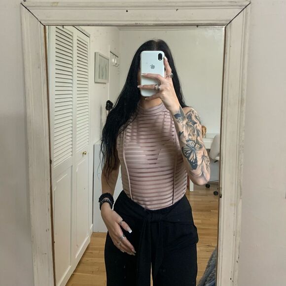 ⭐️Open back pink striped mesh bodysuit women’s medium - Picture 1 of 7